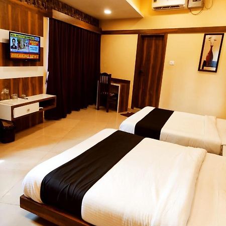 Hotel Keerthana Puttur Puttur  Ngoại thất bức ảnh