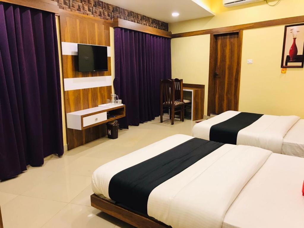 Hotel Keerthana Puttur Puttur  Ngoại thất bức ảnh