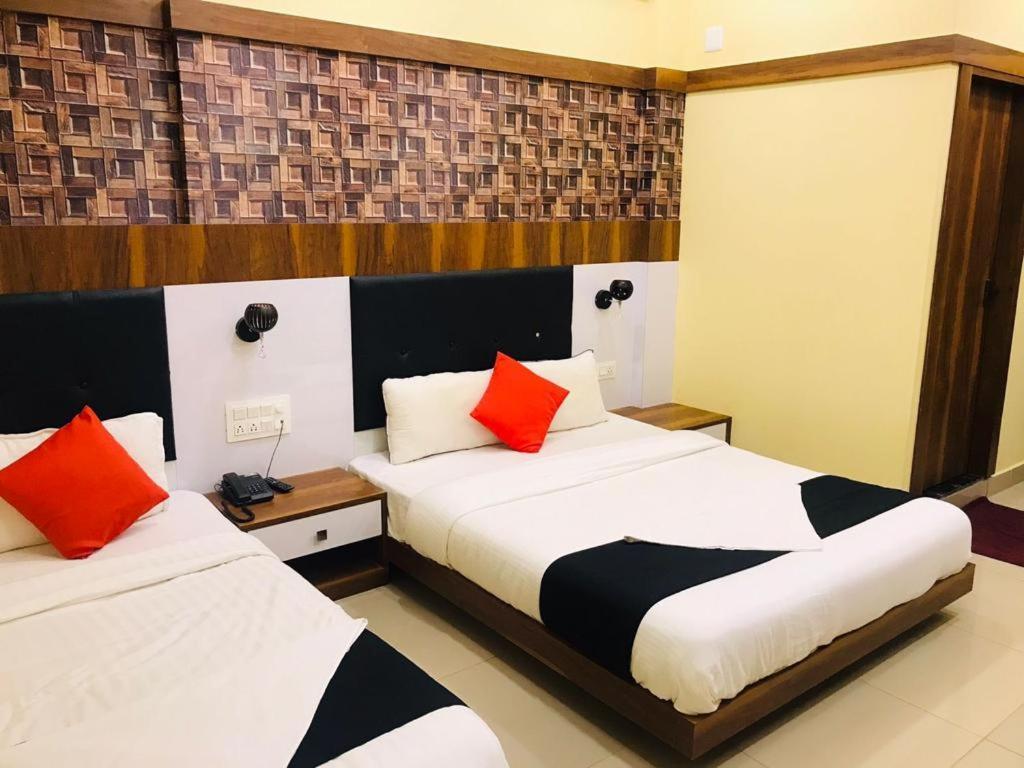 Hotel Keerthana Puttur Puttur  Ngoại thất bức ảnh
