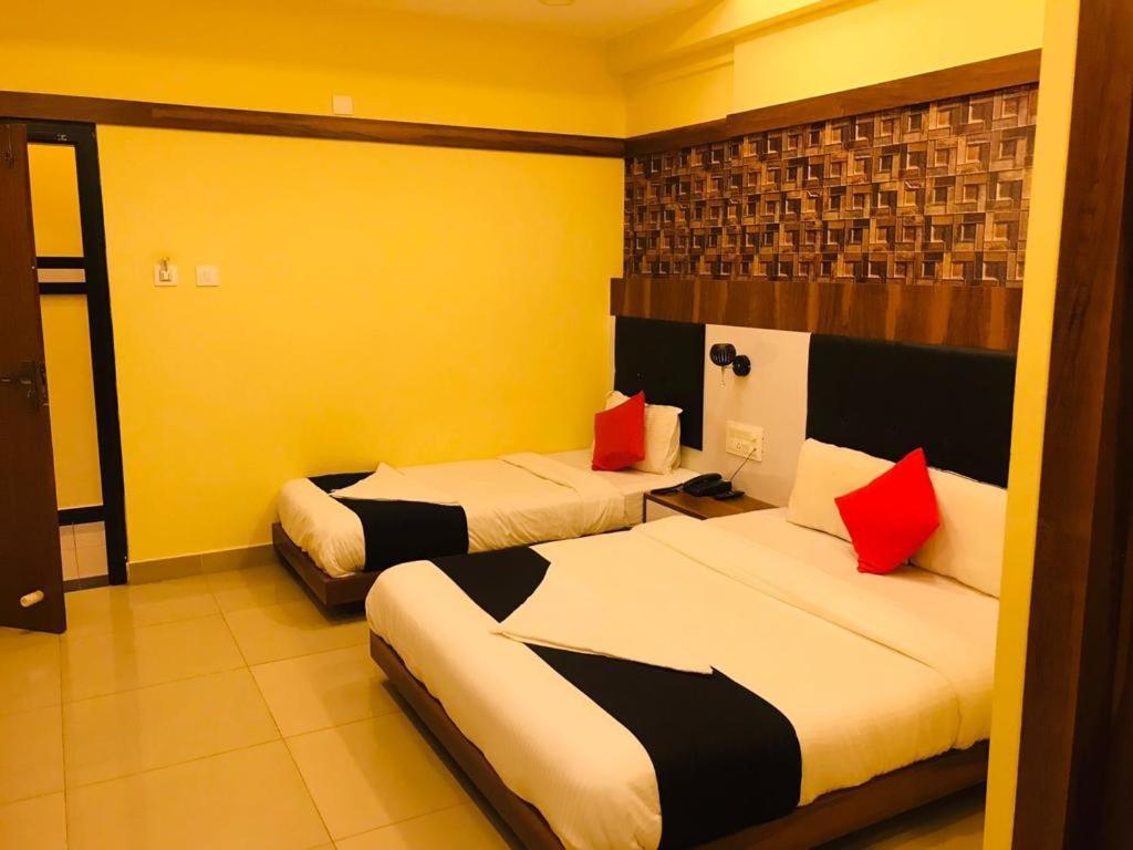 Hotel Keerthana Puttur Puttur  Ngoại thất bức ảnh