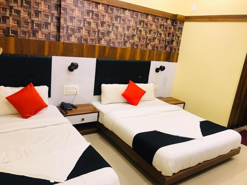 Hotel Keerthana Puttur Puttur  Ngoại thất bức ảnh